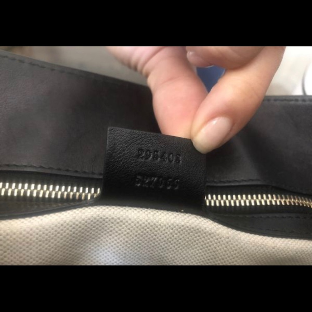 Gucci Leather Purse - Picture 4 of 6
